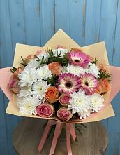 Букет цветов из:  Розы, Герберы и Хризантемы в Новое