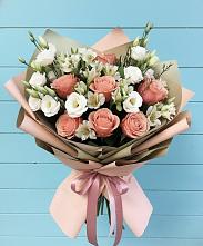 Букет цветов из:  Розы, Альстромерии и Лизиантусы #REPLACE_PRED# Новое