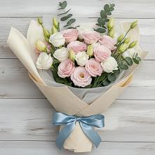 Букет цветов из:  Лизиантусы в Новое