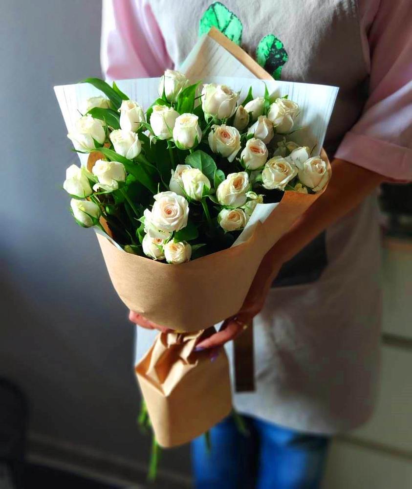 Букет цветов из: Розы в Новое