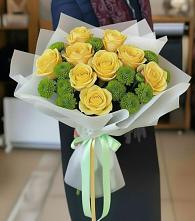 Букет цветов из:  Хризантемы и Розы в Новое